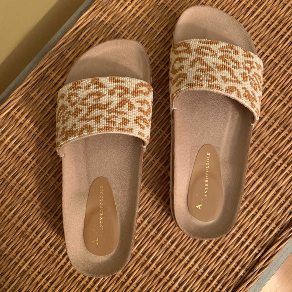 Anthropologie Animal Print Slides (Size 7)